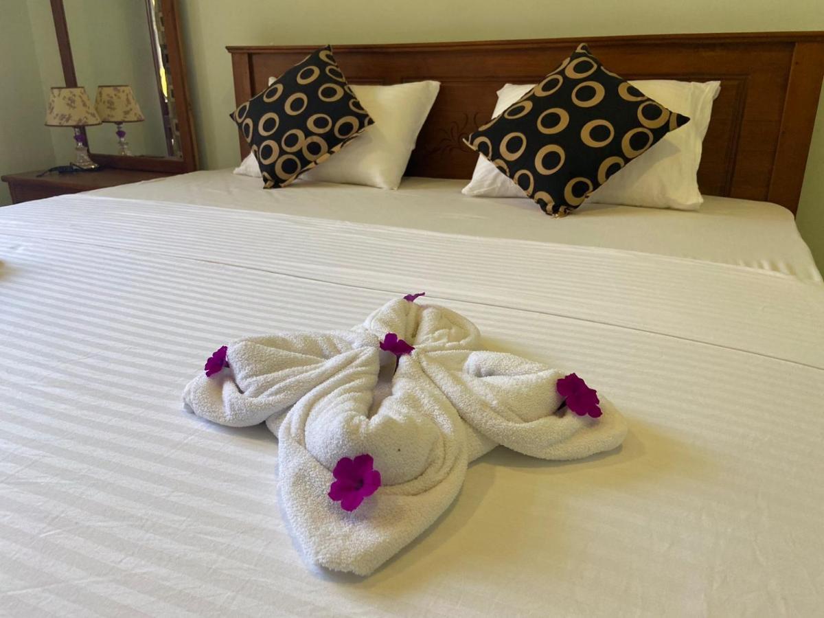 Nirosha Guest House Галле Экстерьер фото